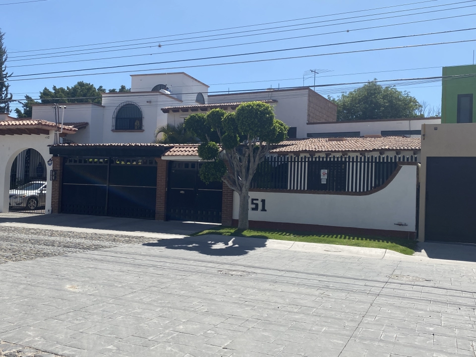 VENTA CASA JURICA QUERETARO