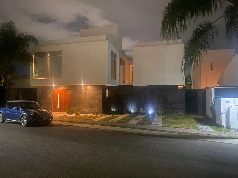 Hermosa Casa en Condominio Privado