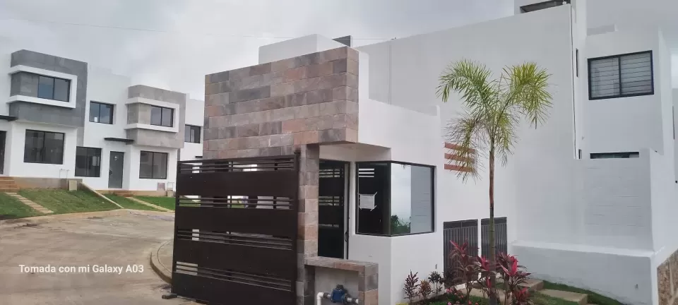 LA CIMA VENTA DE CASAS EN CUERNAVACA ZONA NORTE