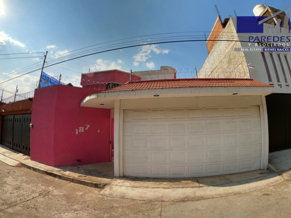 C150 Casa de 3 recámaras en Venta en La Loma Morelia