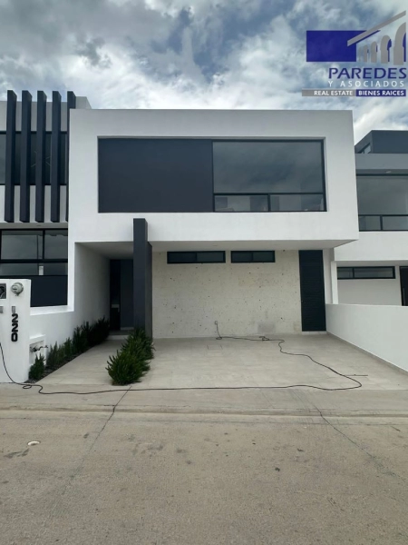 C108 Casa Nueva venta 3 recámaras con baño LomAlta Morelia