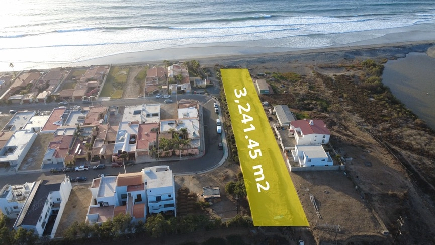 Venta de terreno 3,241 m2 frente al mar en Rosarito, B.C.