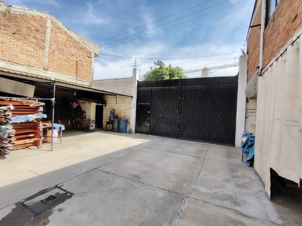 RENTA DE BODEGA EN CHIAUTLA CENTRO