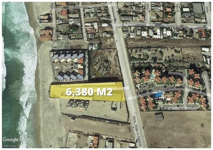 Hotel en Venta Frente al Mar de 6380m2 en Rosarito Centro